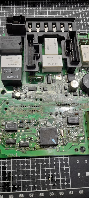 BSI Peugeot / Citroën — Reparación de módulo de confort